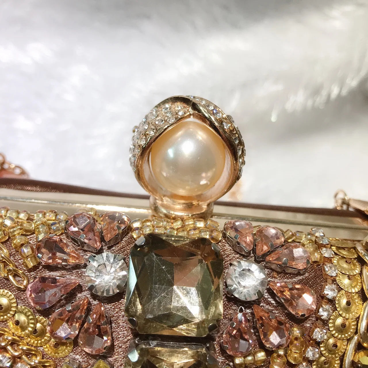 Colors of the Windfall